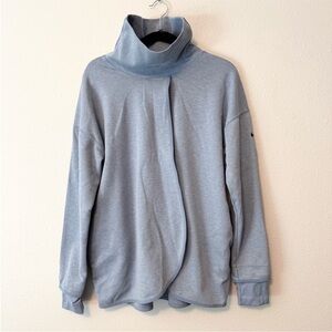 Nike Maternity Reversible pullover Size L